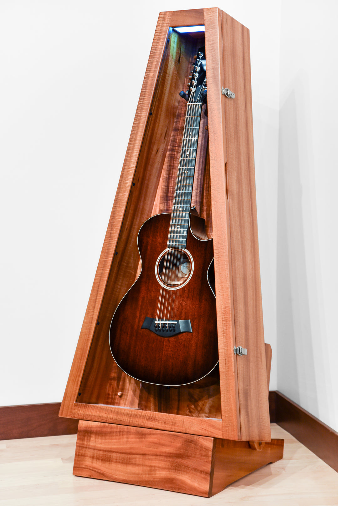 ClimaStand Triangle Humidor with Base - Koa