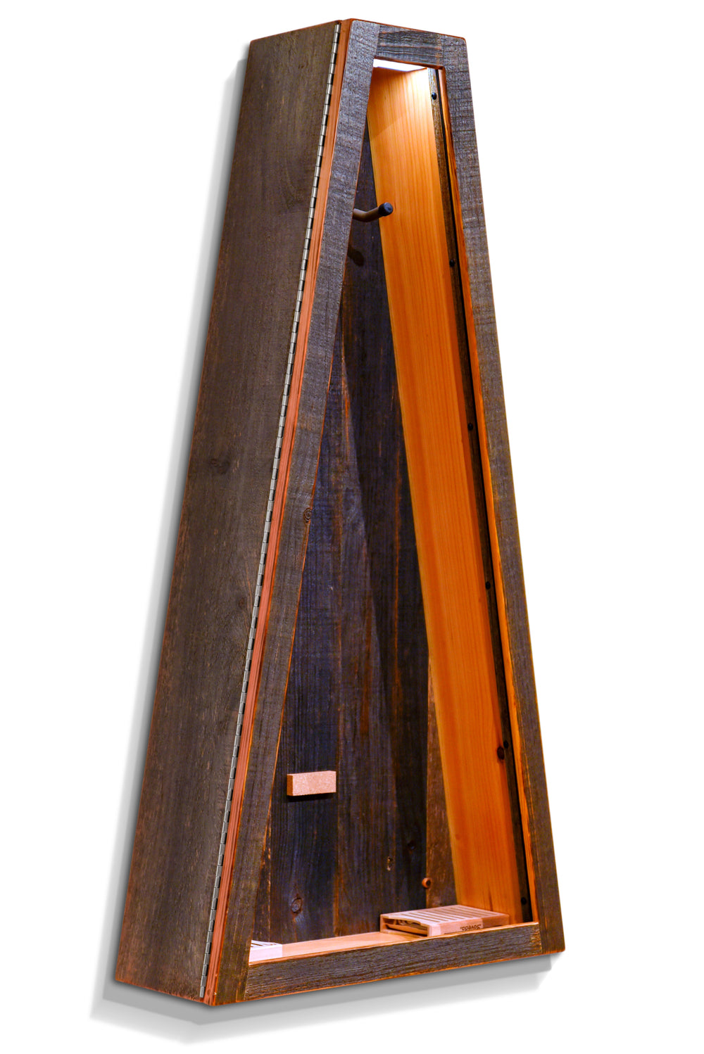 ClimaCase Triangle Humidor in Reclaimed Barnwood (Grey)